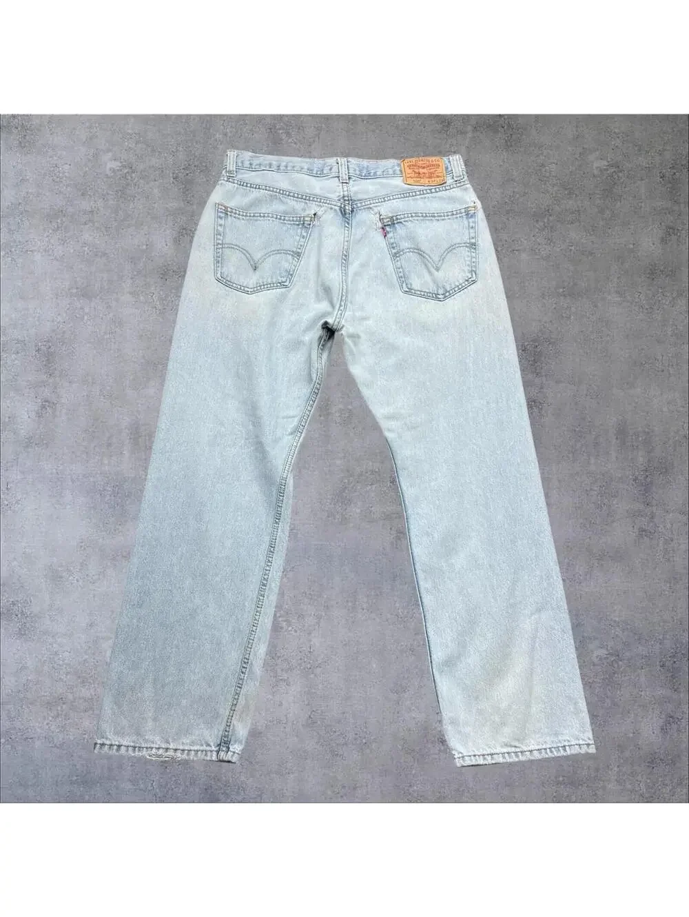 Vintage Levis 505 Jeans Mens 34x29 Blue Light Wash Cotton Regular Fit Denim 0080_2